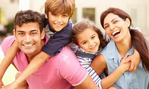 4 Reasons to Use a Family Dental Plan in Houston, TX